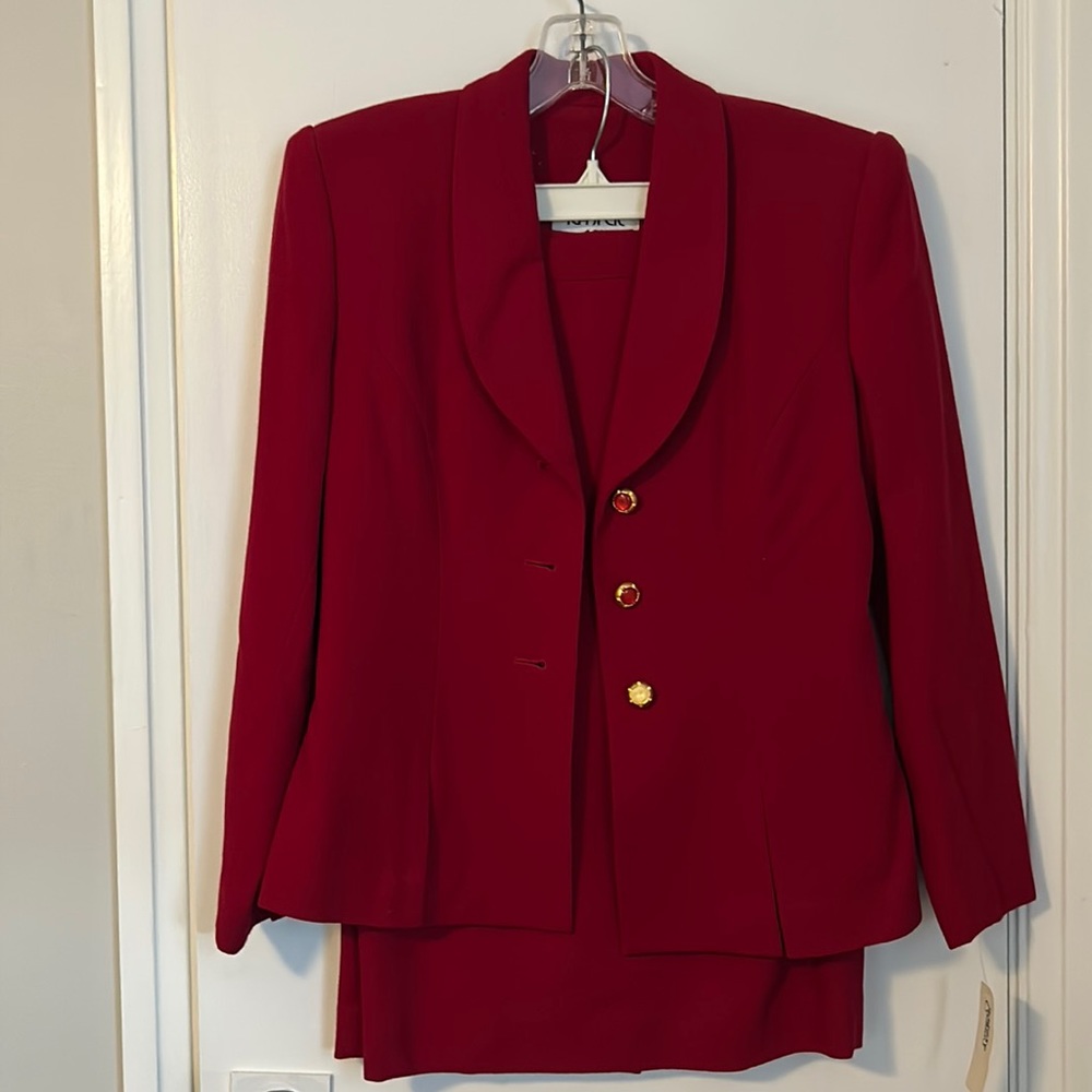Vintage Kasper ASL petite 2 piece suit. NWT!